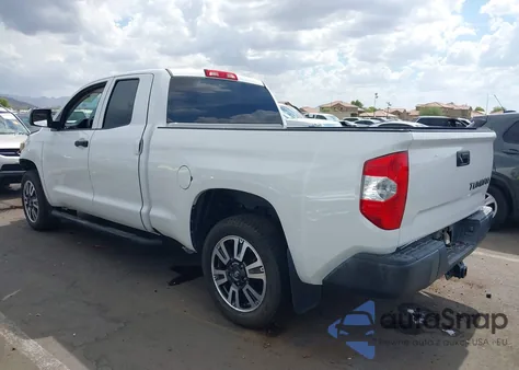 2018 Toyota Tundra Sr 4.6L V8 z USA, uszkodzony, nr VIN 5TFRM5F10JX125310